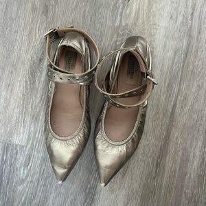 *AUTHENTIC* Valentino Garavani Love Latch Gold Napa Leather Pointy Ballet Flats